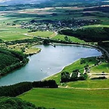 Gemuetliches In Reetz Mit Grill Blankenheim (North Rhine-Westphalia)